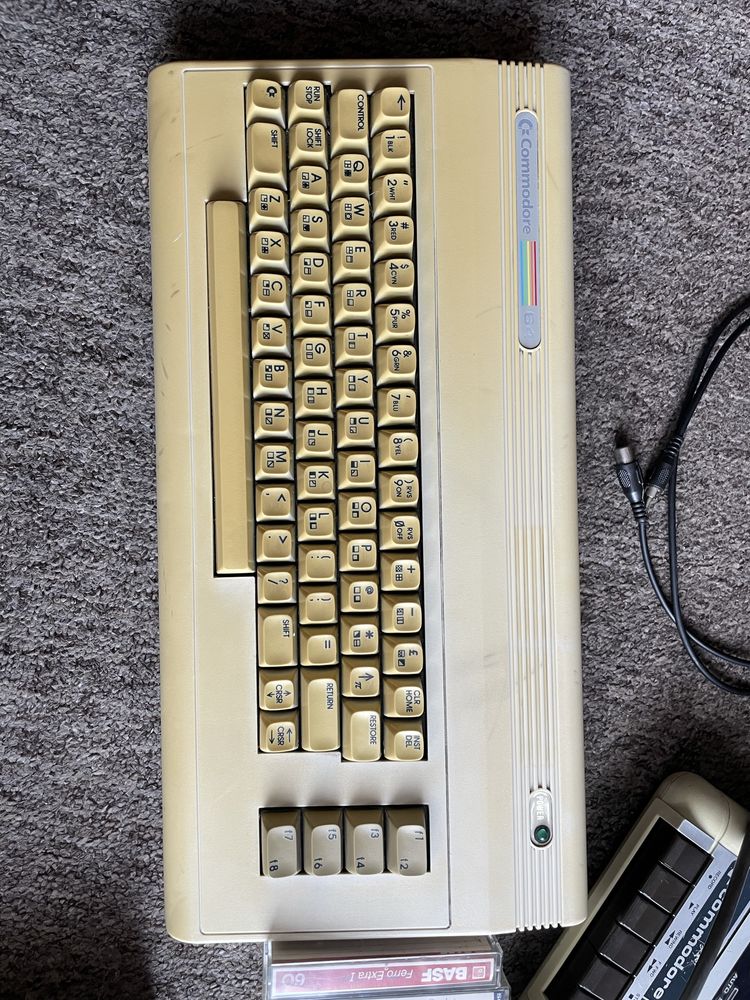 Commodore 64 caly komplet sprawny