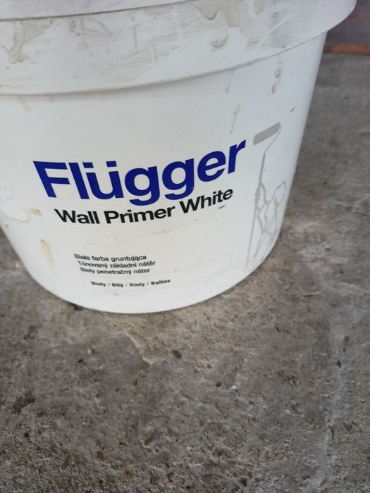 Farba biała Flugger.