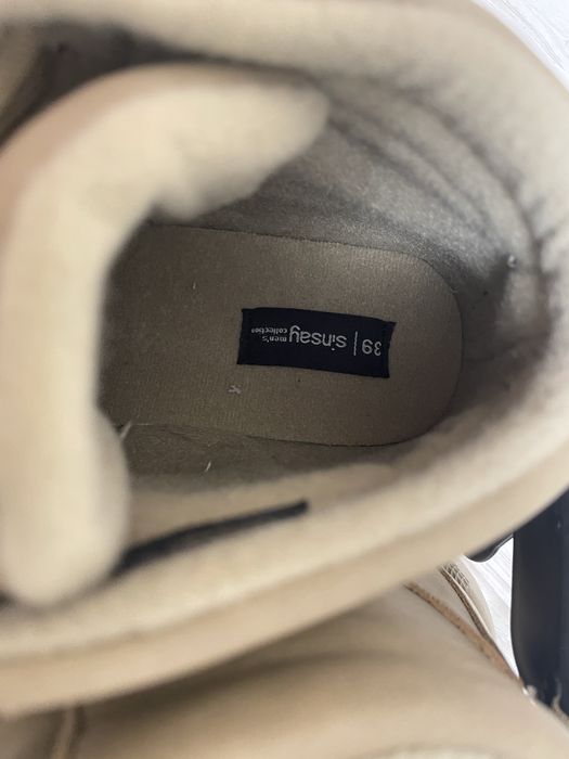 Жіночі ботінки демісезонні