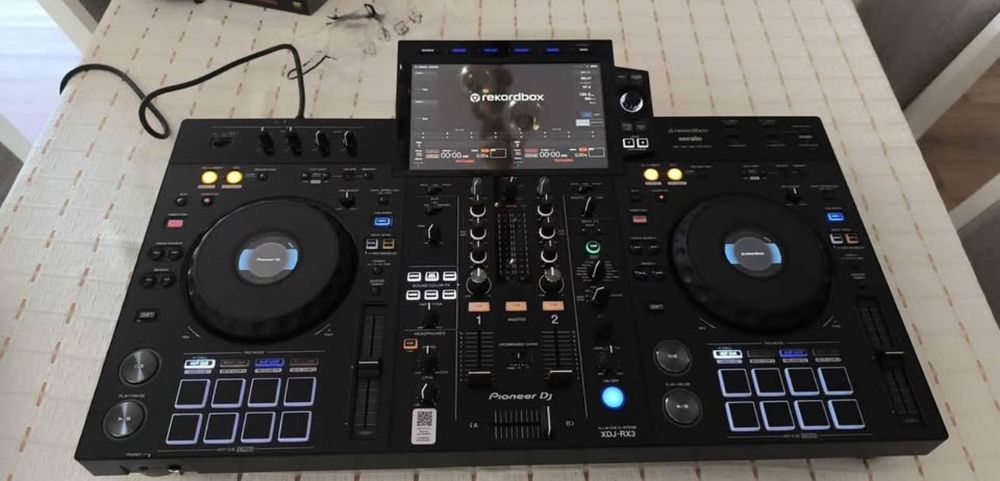 XDJ-RX3+Caixa Magma