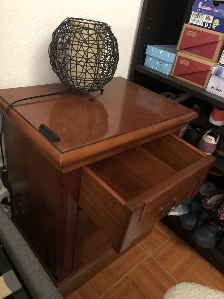 Conjunto Mobilia quarto madeira macica