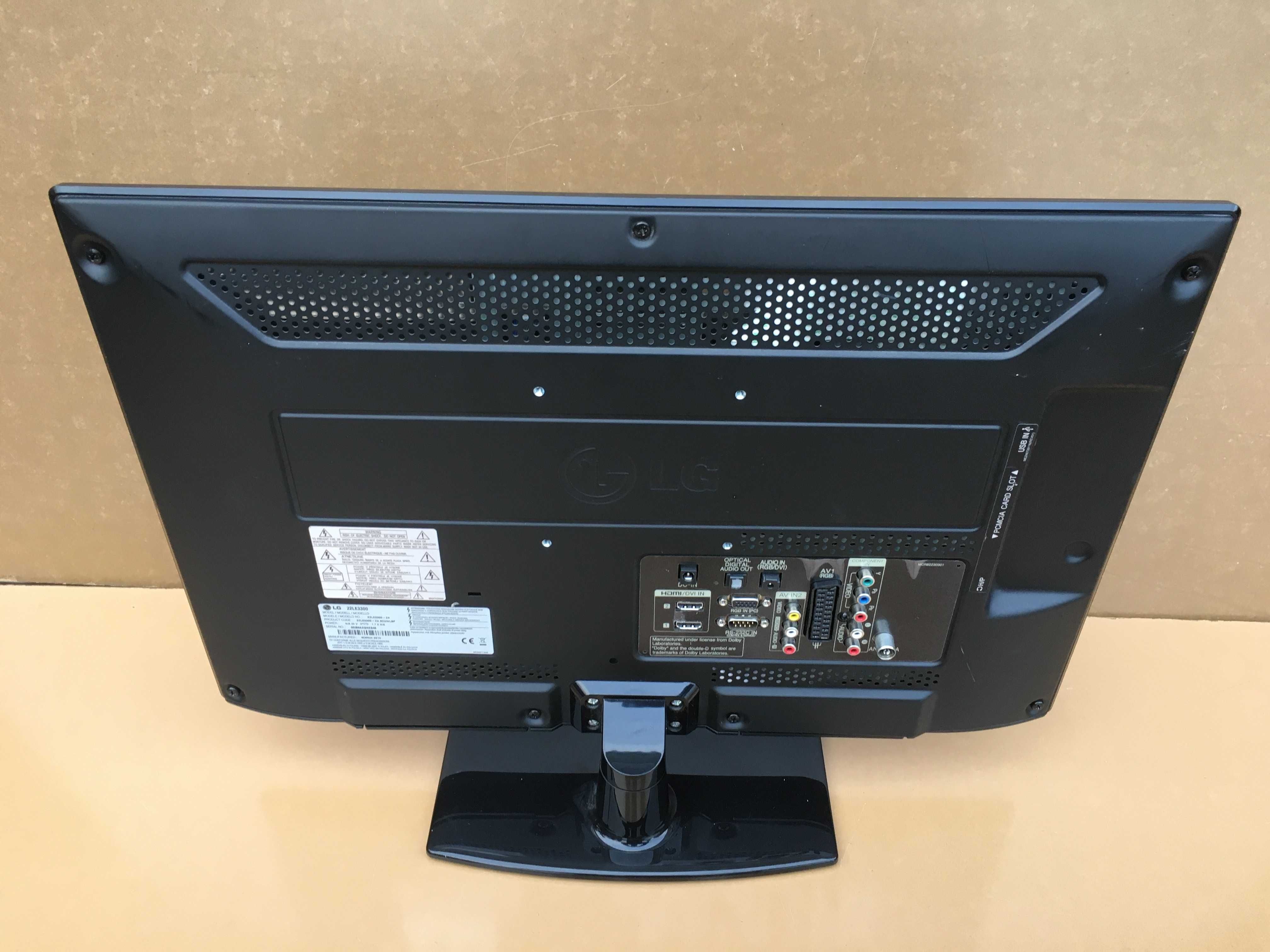 Telewizor 22" LG 22L3300 / 24 V / tir