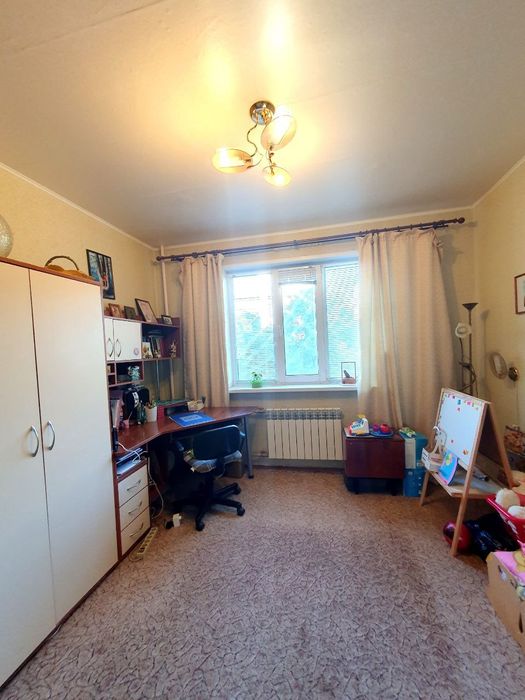 Продам 4х к.кв Салтовка, метро Нескоренных(Героев Труда)522 м/р