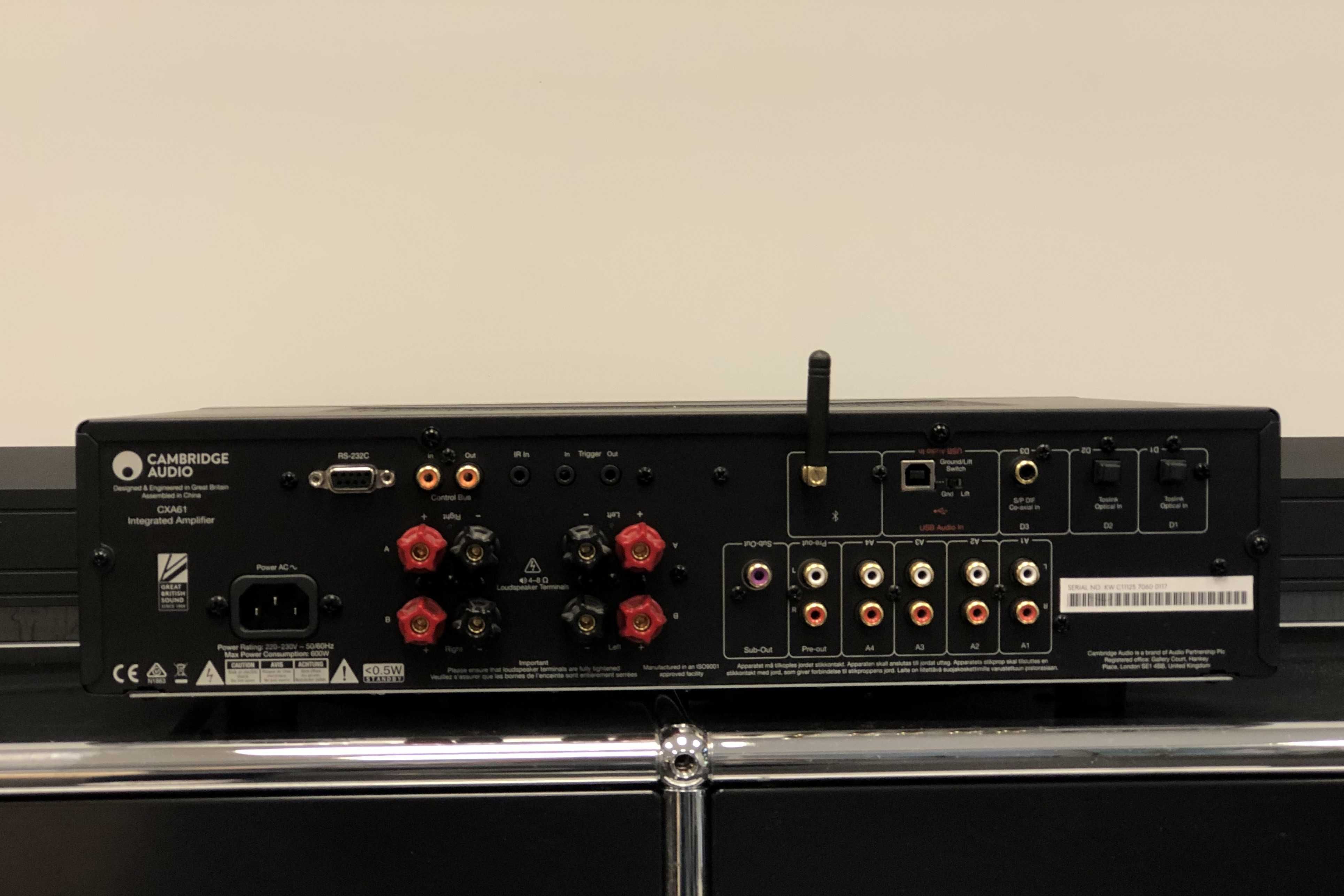 Cambridge Audio CXA61 idealny wzmacniacz 60W do Twojego systemu HiFi!
