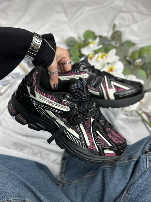 New Balance 1906A Dragon Berry