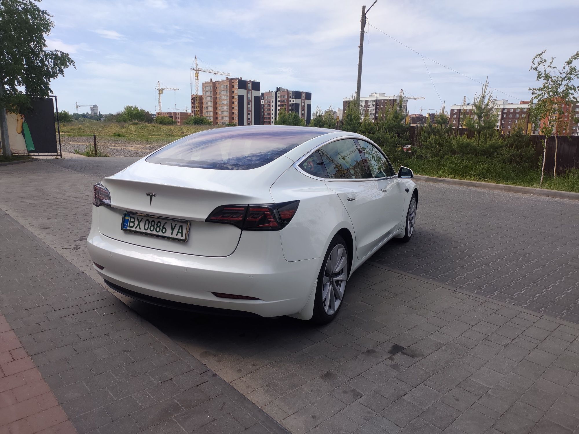 TESLA MODEL 3 Long Range 2018 року