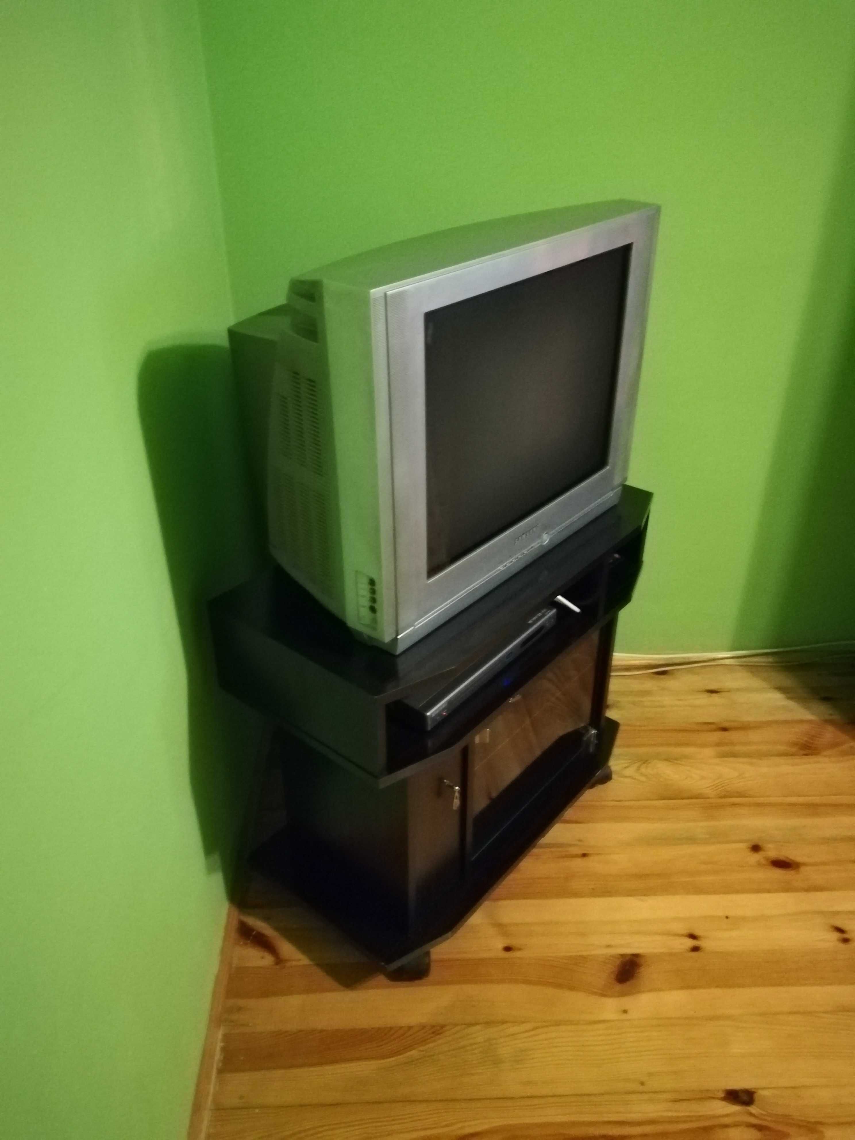 Półka pod telewizor