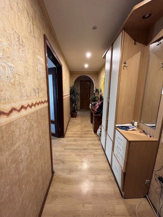 Продам 3-х комнатную квартиру !Космонавтов/Копейка.