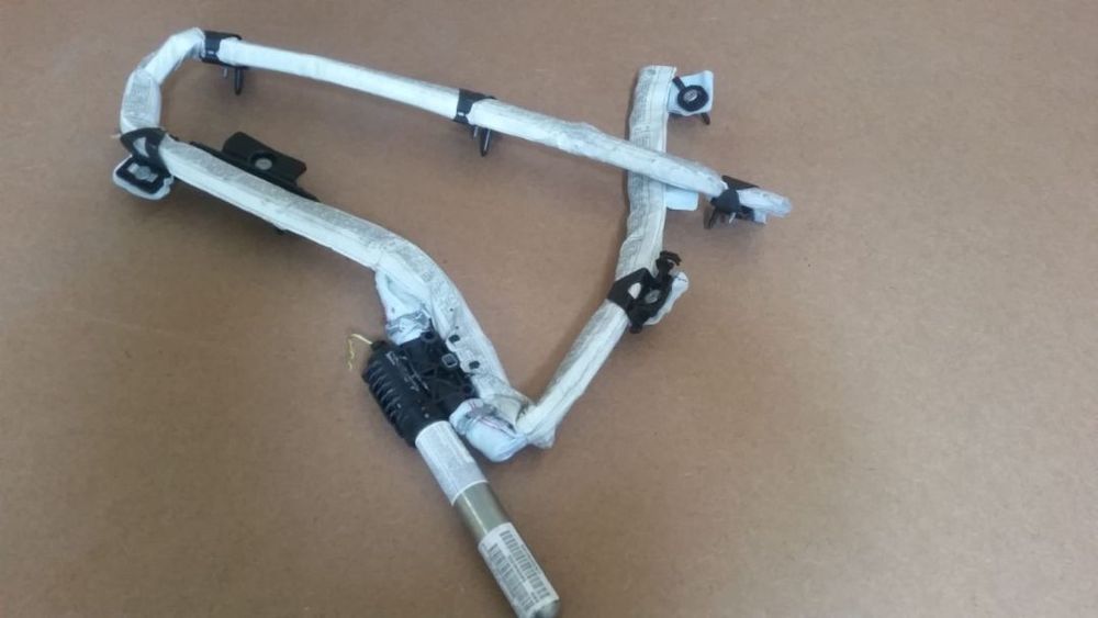 Cortina de AIRBAG AIR BAG esquerda BMW E81 E87 E82