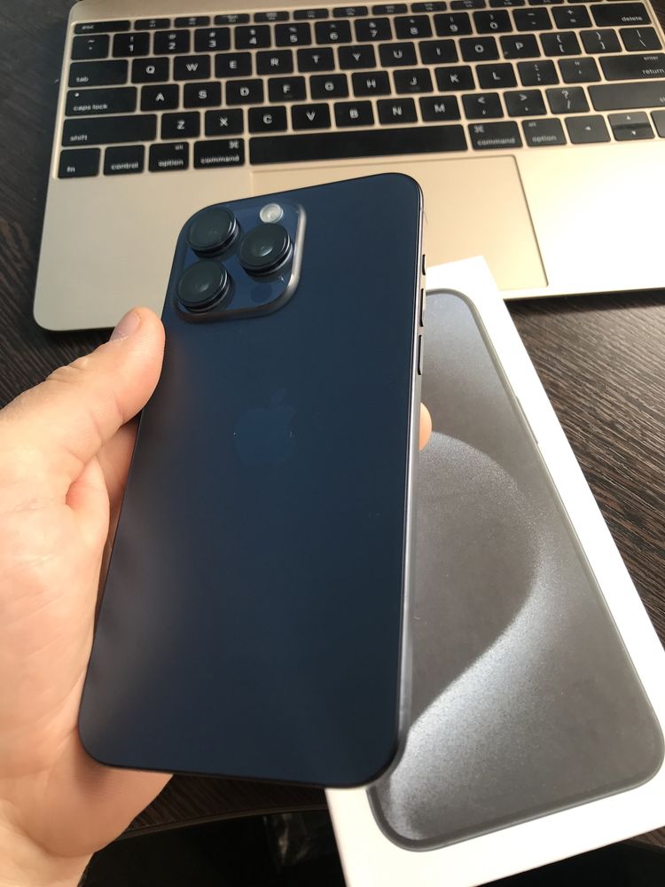 Apple iphone 15 Pro Max 256Gb Blue Titanium ідеальний