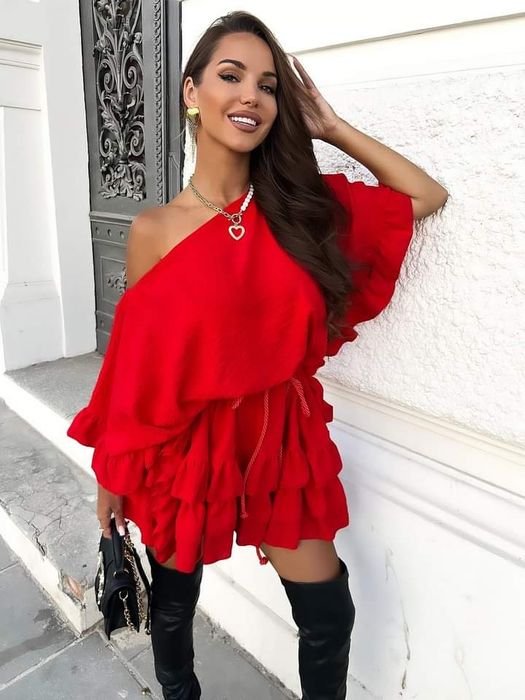 Sukienka koktajlowa La diva czerwień nowość