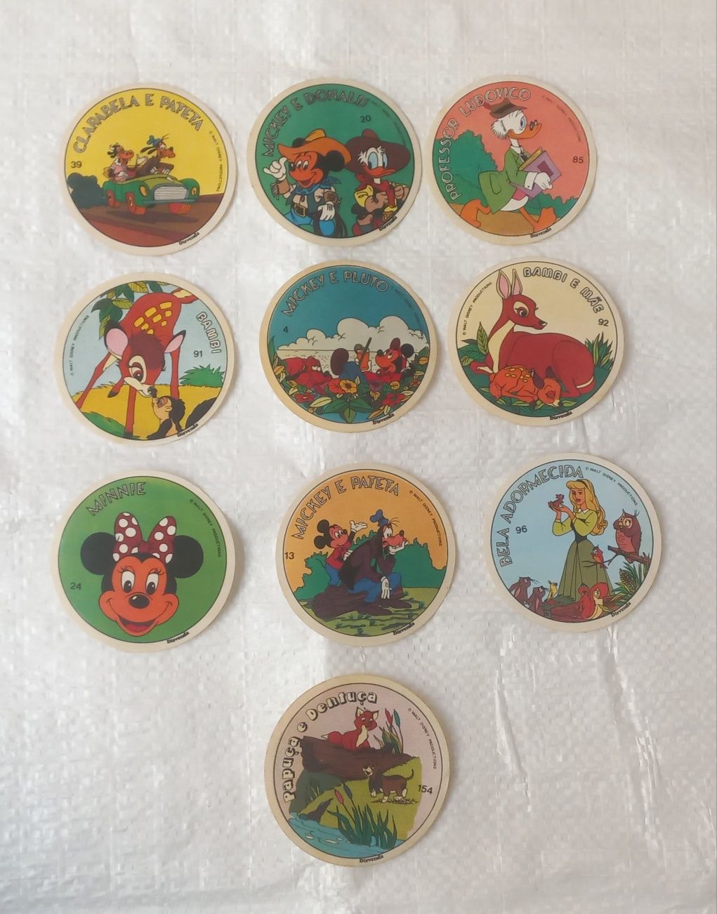 Lote de cromos antigos Disney.