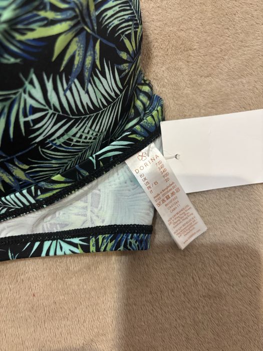 Ліф від купальника