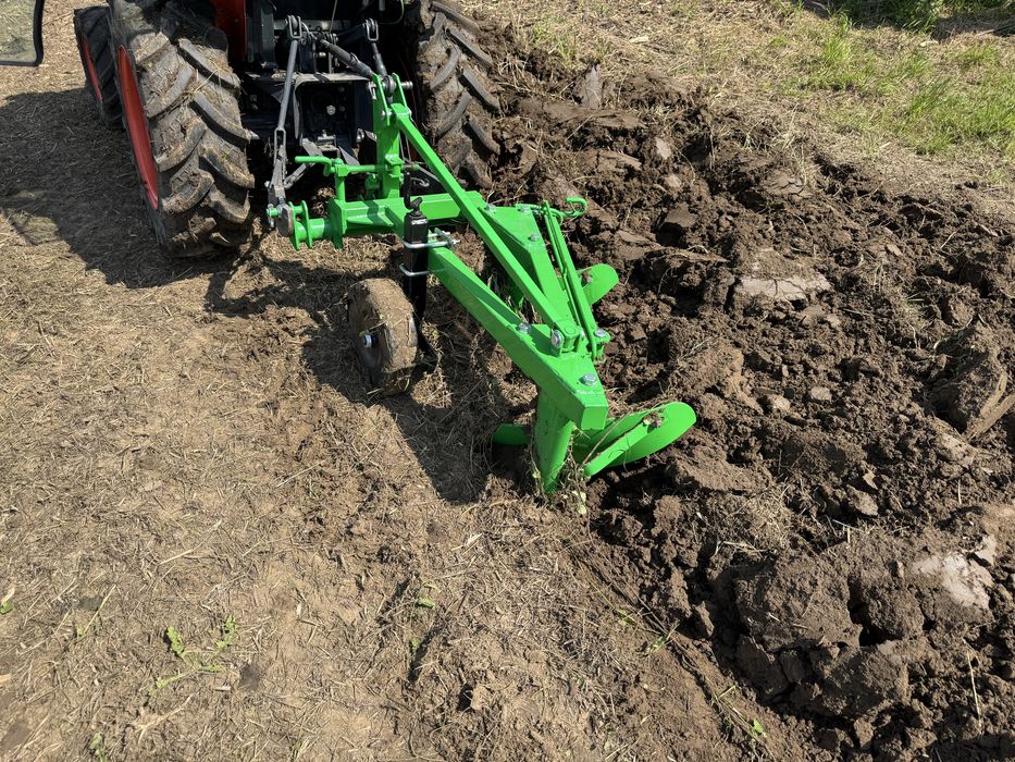 Usługi ogrodnicze mini traktor glebogryzarka kosiarka orka transport