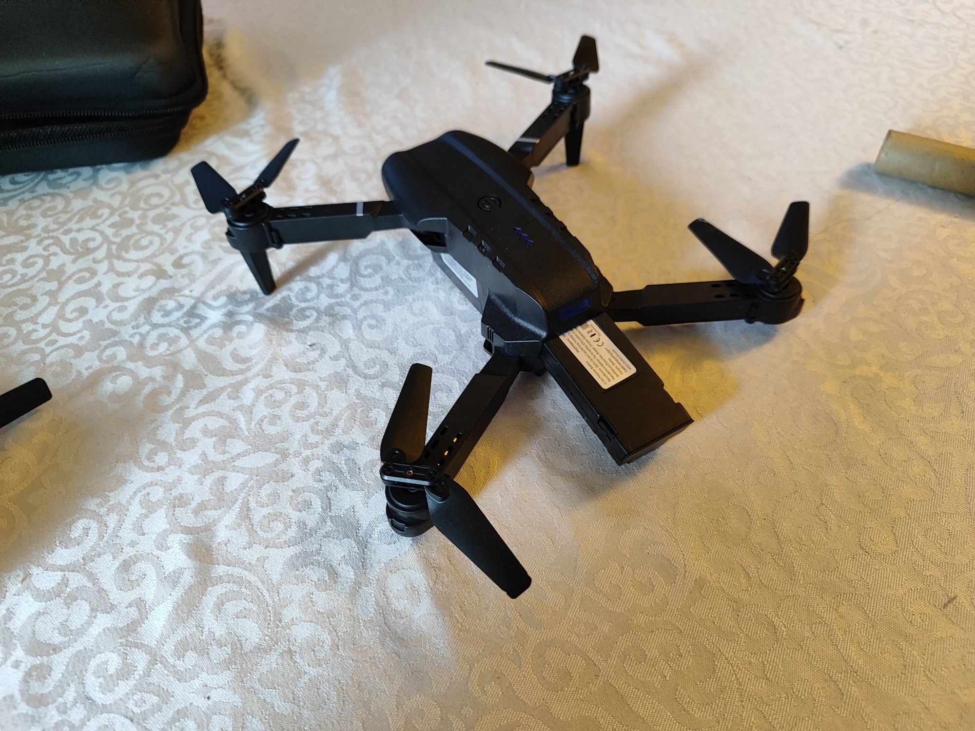 Dron model E 99 z Temu