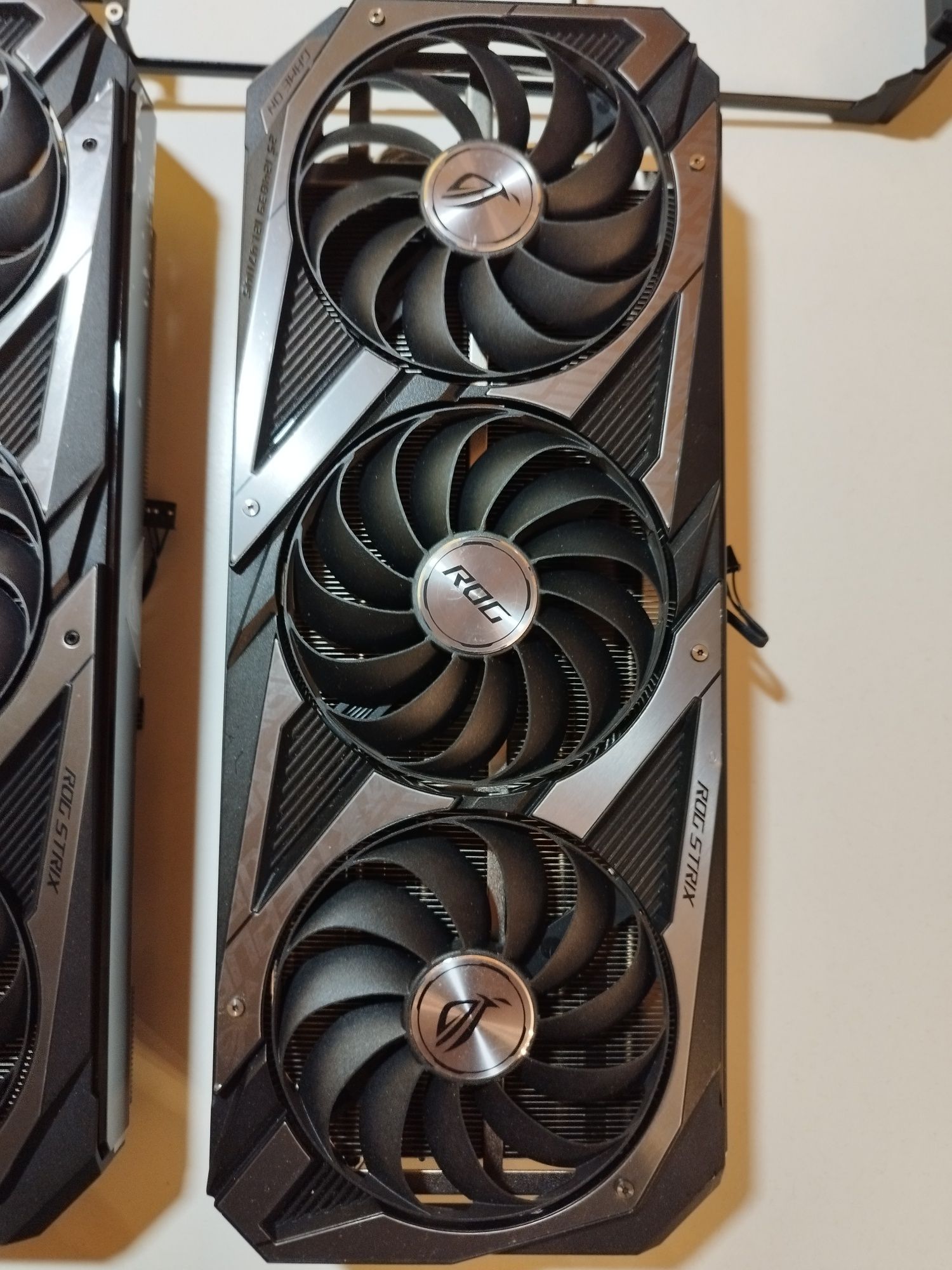 Chłodzenie karty graficznej RTX 3090 Asus Rog Strix