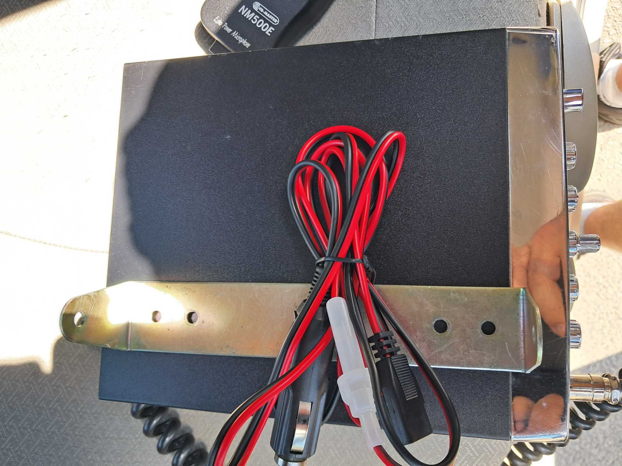 Sprzedam cb radio Uniden pc 78 xl.