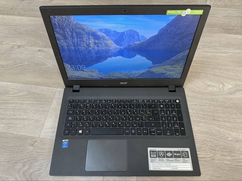 Ноутбук Acer E5-573-36F4