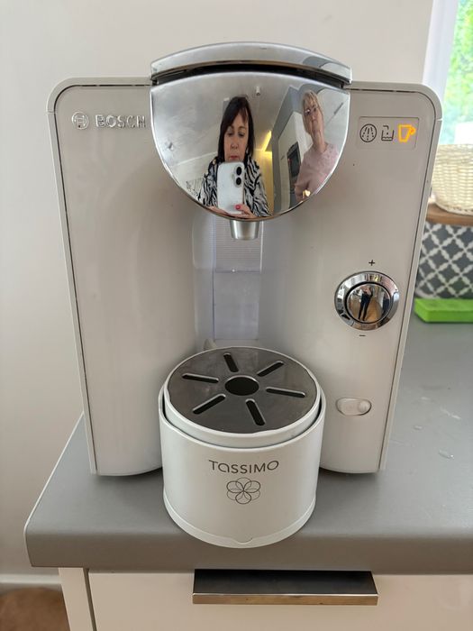 Ekspres do kawy BOSCH TASSIMO na kapsułki biały okazja