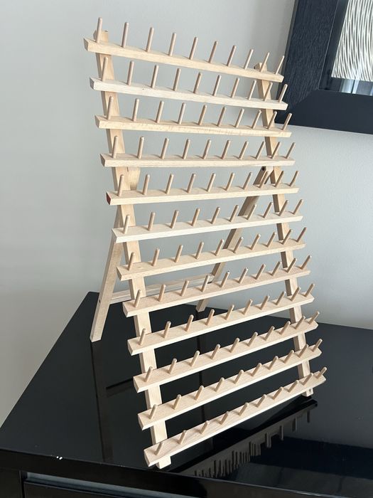 Suporte para linha de costura