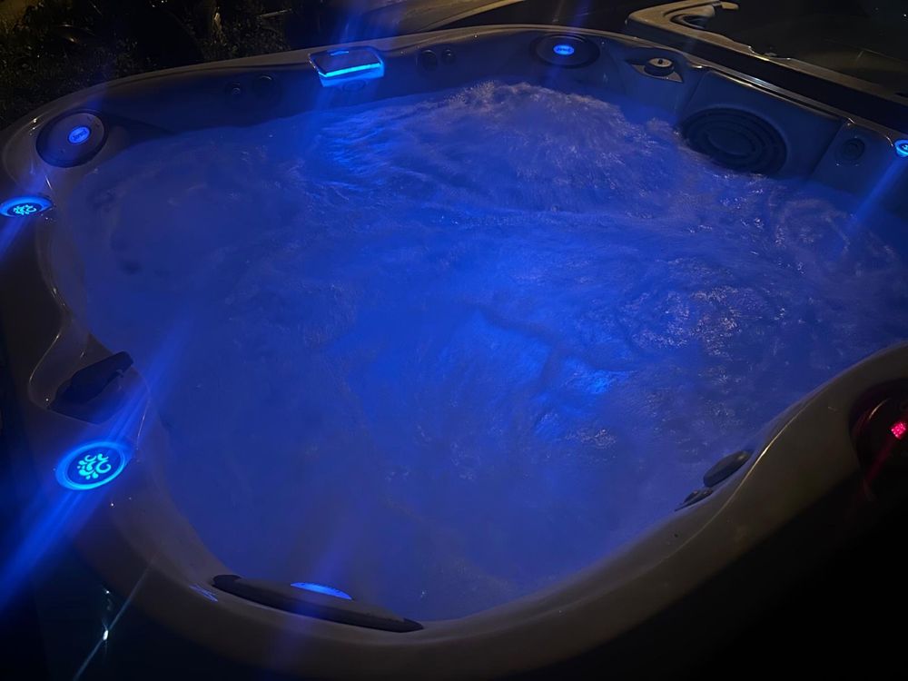 Jacuzzi ogrodowe 8 osobowe 230x220 Jacuzzi J-335