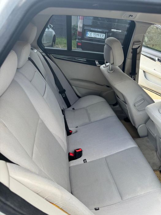 Mercedes C-class 2008
