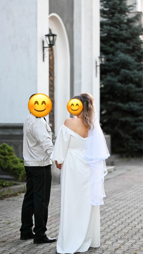 Весільна сукня бежева