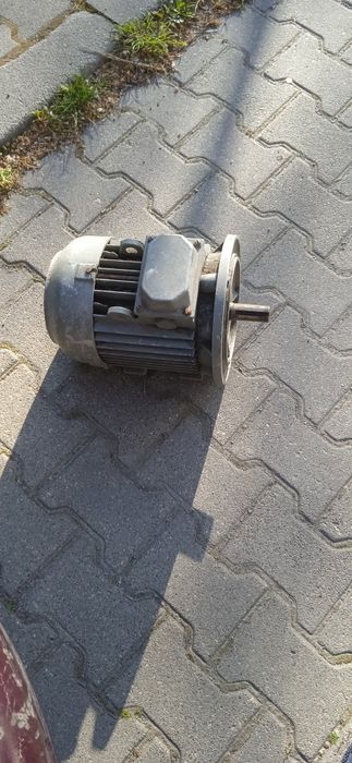 Silnik elektryczny trzyfazowy 4KW