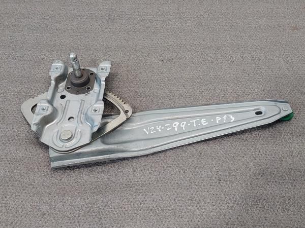 Elevador vidros trás esquerdo TOYOTA Yaris (_P13_)