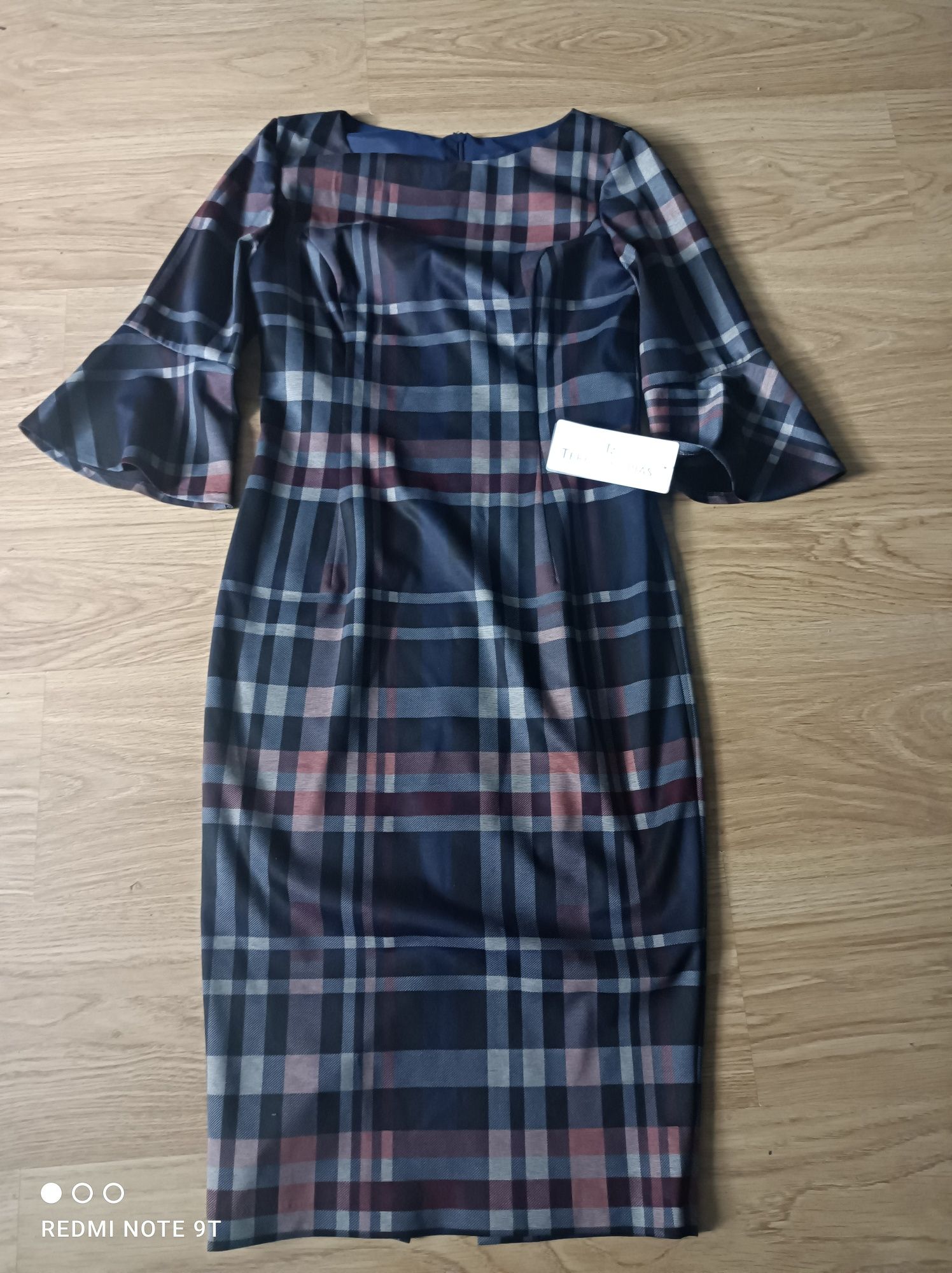 Nowa sukienka Teresa Kopias r.36