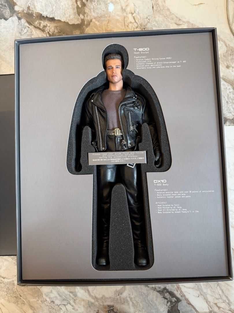 Figura Hot toys Terminator 2  DX10