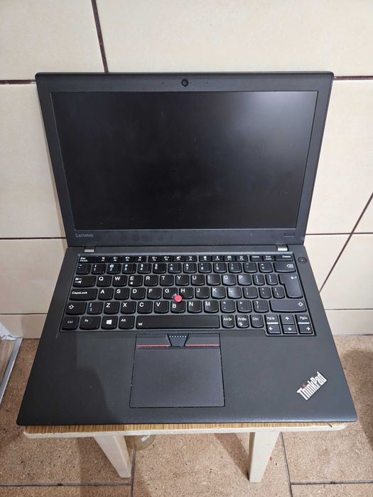 Lenovo Thinkpad X270 FHD 12 cali i5-7200u 8GB RAM