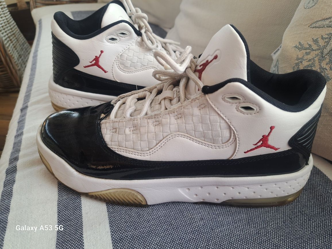 Buty Jordan Max aura 2 38.5
