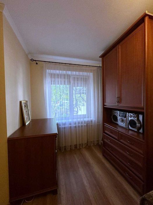 Оренда 2 кімнатної квартири по вулиці Антоненка-Давидовича СИХІВ