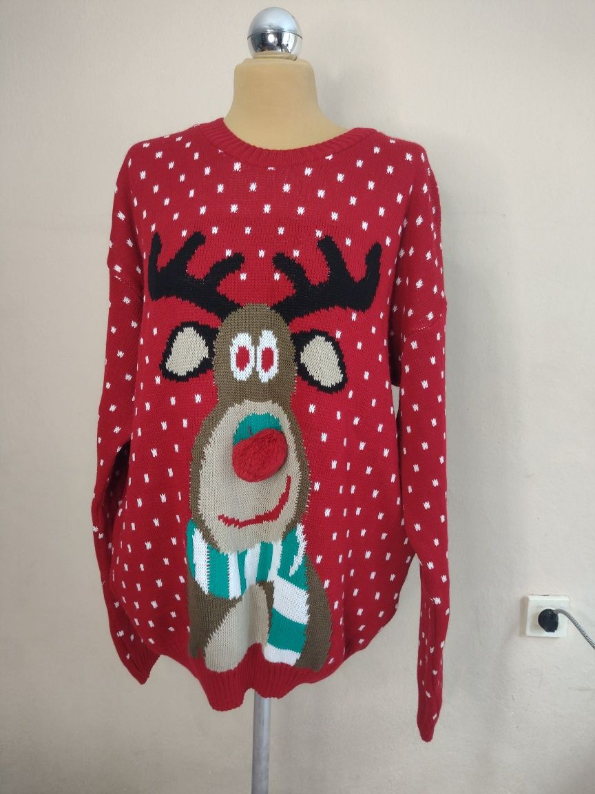 Świąteczny sweter z reniferem