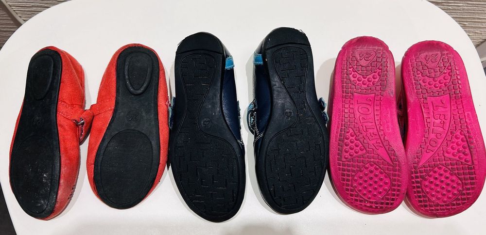 Взуття дитяче. Розмір 24-25.