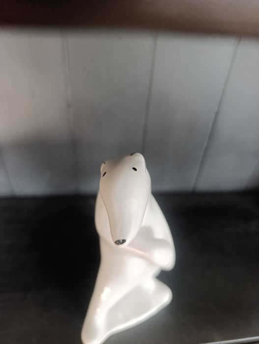 Niedźwiedź polarny porcelana Ćmielów lata 60