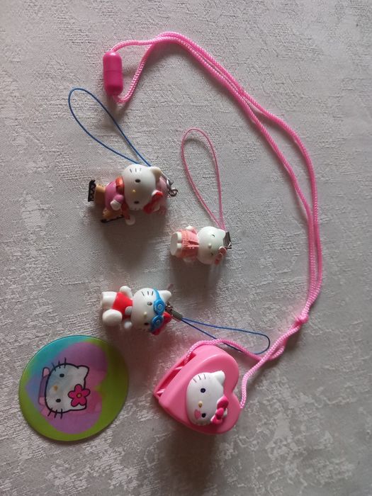 Breloczki hello kity tazos 3D i zapiecie do zeszytu lub notesu