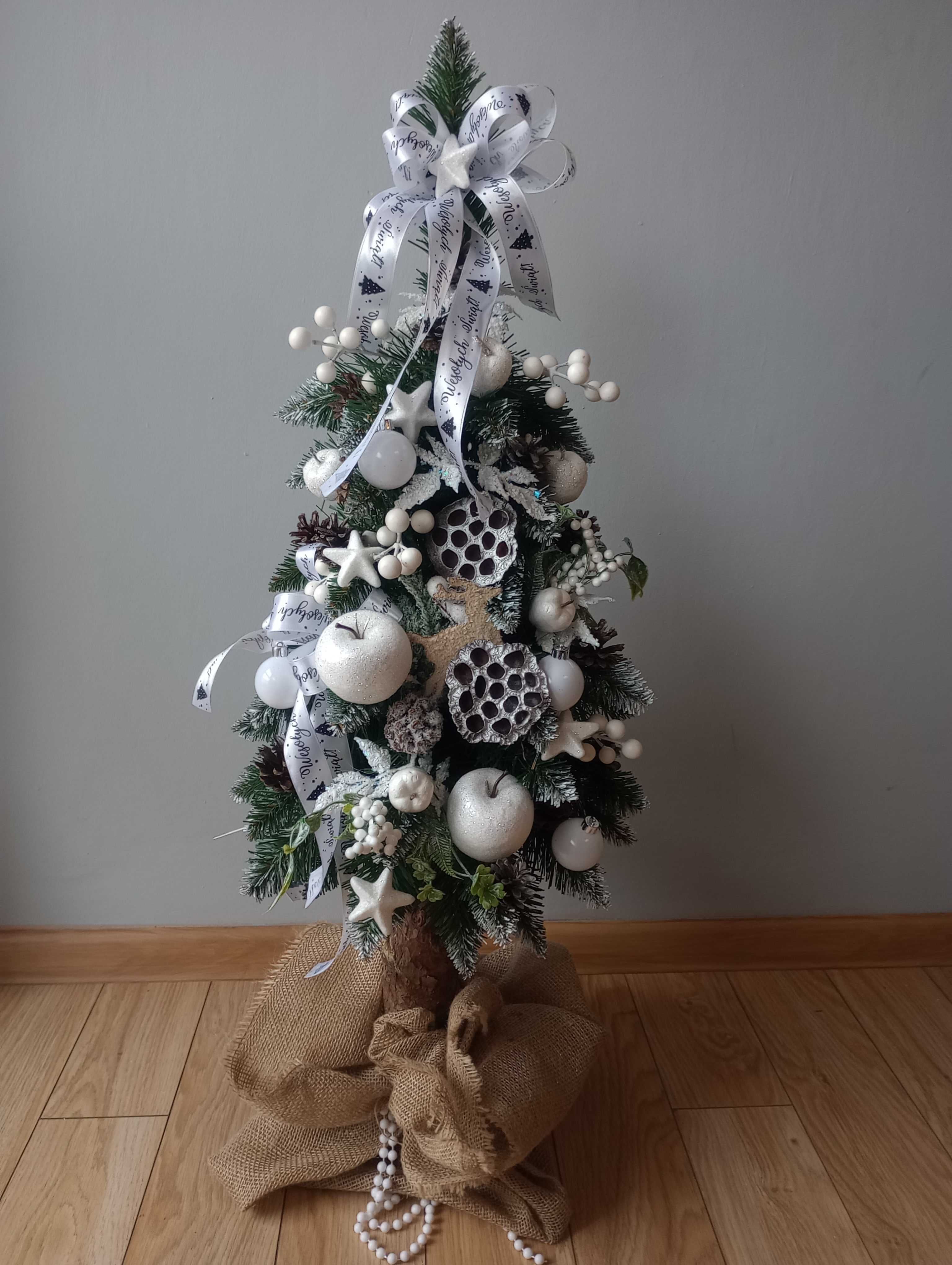 CHOINKA SLIM NA PNIU DRZEWKO 90CM sztuczna na biurko piękna ubrana LED