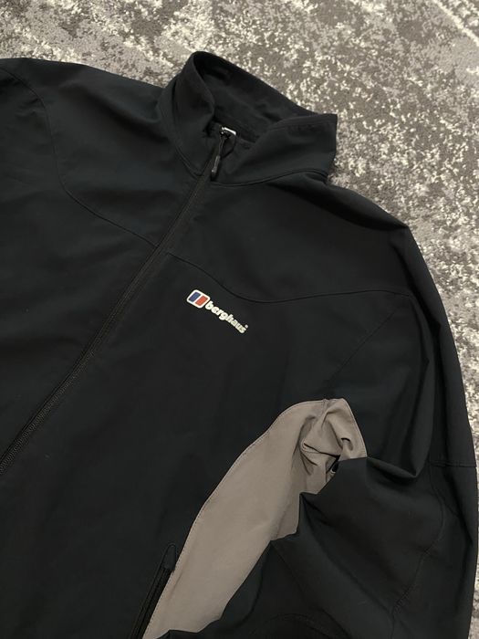 Софтшел куртка ветровка Berghaus M-L розмір