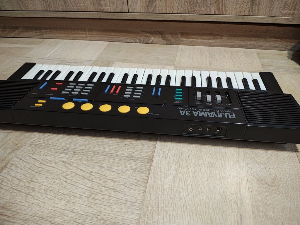 Syntezator Fugiyama uszkodzony
