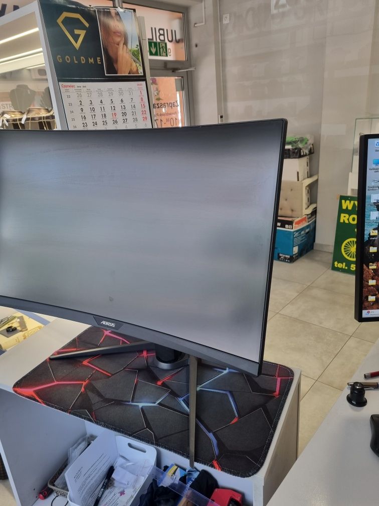 Aorus CV27F- monito gamingowy 27 cali