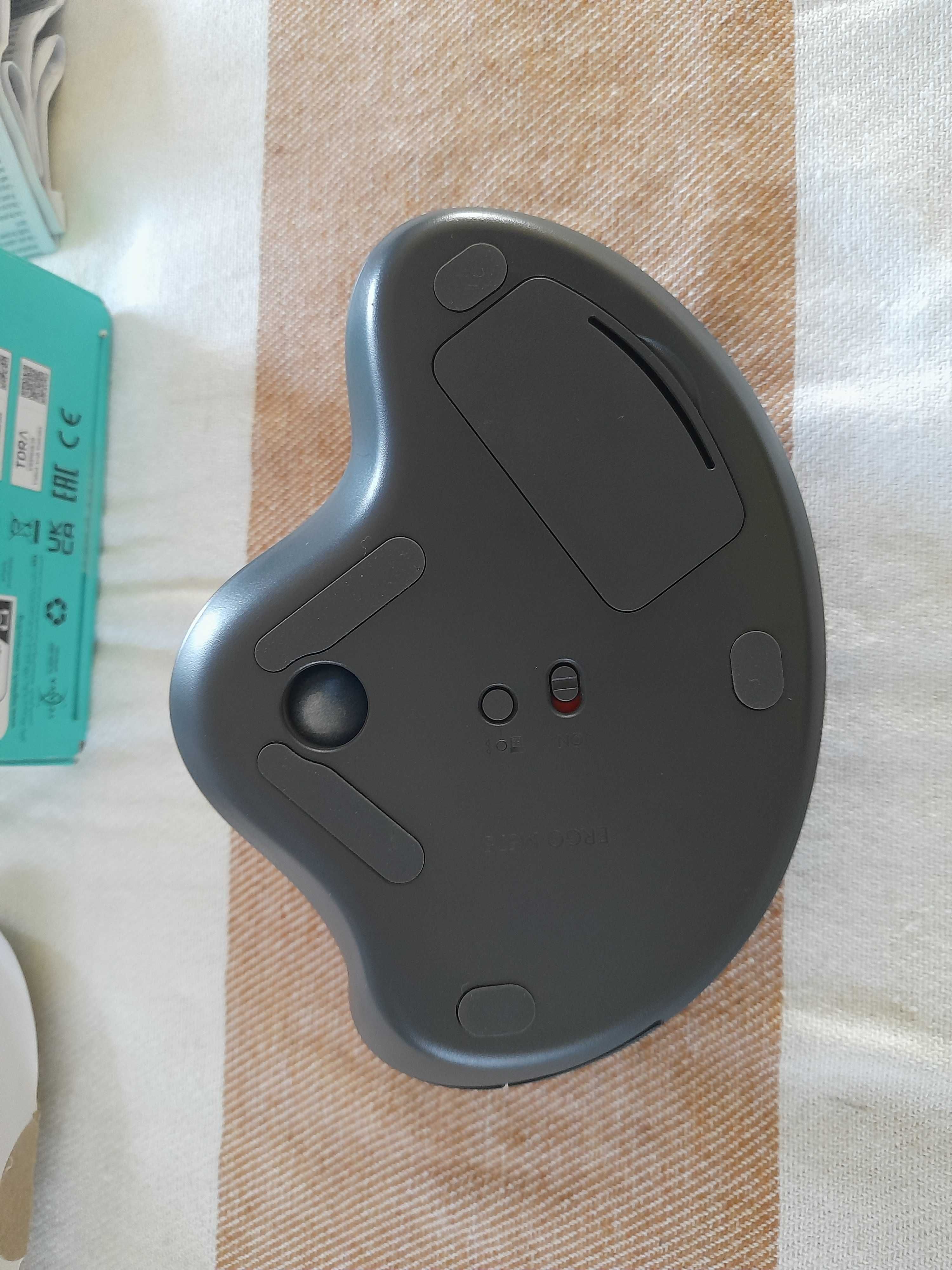 Myszka bezprzewodowa Logitech ERGO M575
