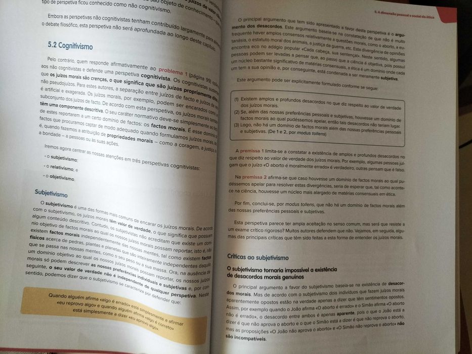 Exame 2025 / Filosofia 11º ano (Domingos Faria e Luis Veríssimo)