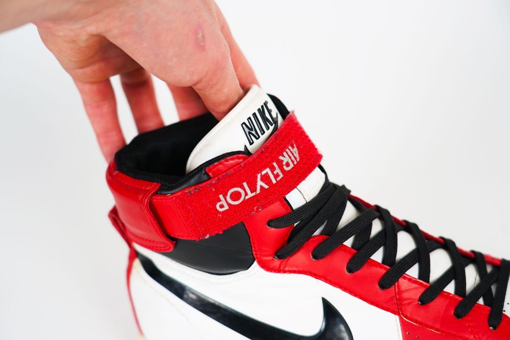 кроссовки винтажные бело красные Nike Air Flytop размер 41-42