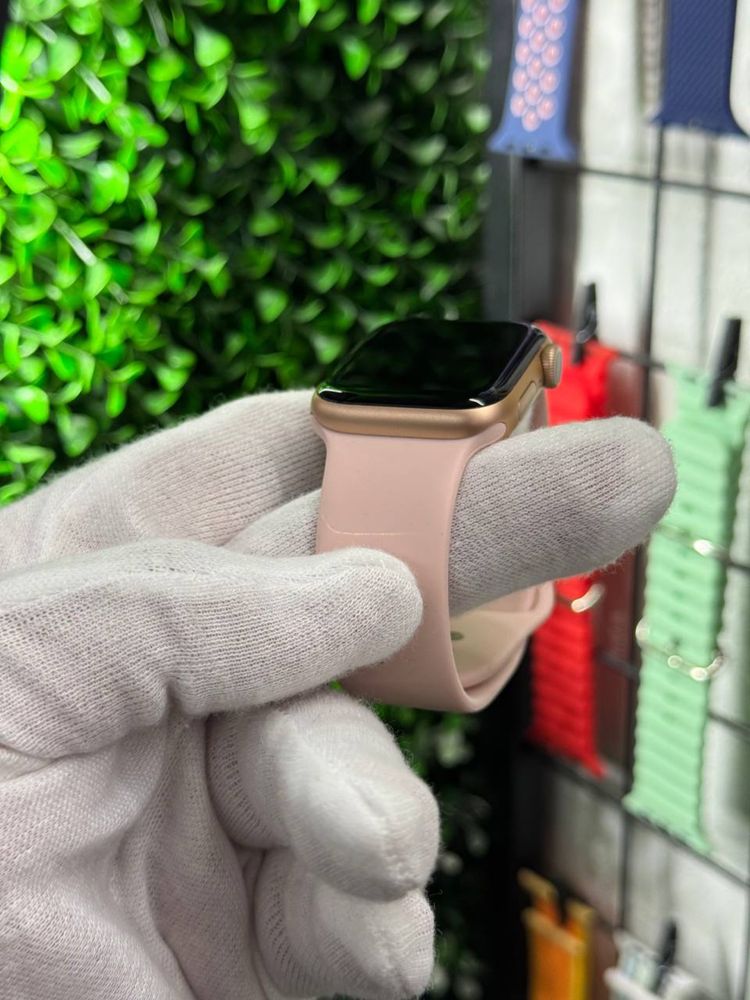 Apple Watch 6 40mm Gold Магазин, Гарантія, Вибір