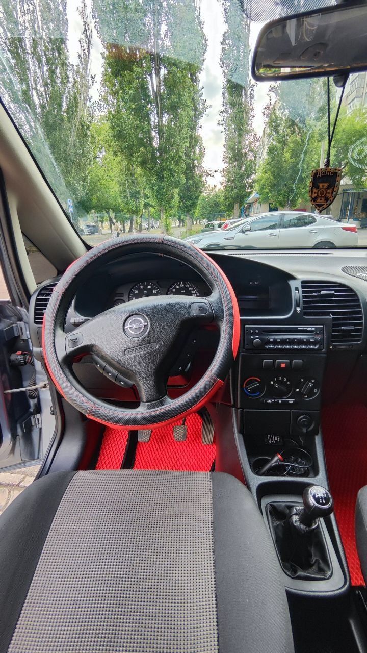 Продам OPEL Zafira