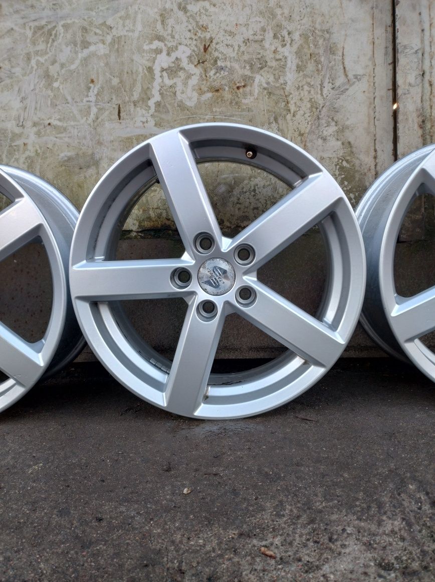 Felgi aluminiowe 5x115 6,5x17 ET38 Astra J