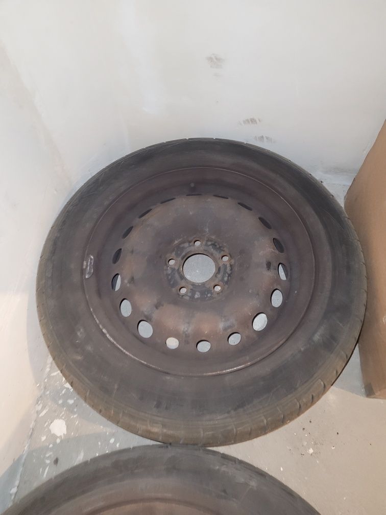 4szt stalowe felgi 5x114.3 "16 + opony + oryginalne kołpaki Renault