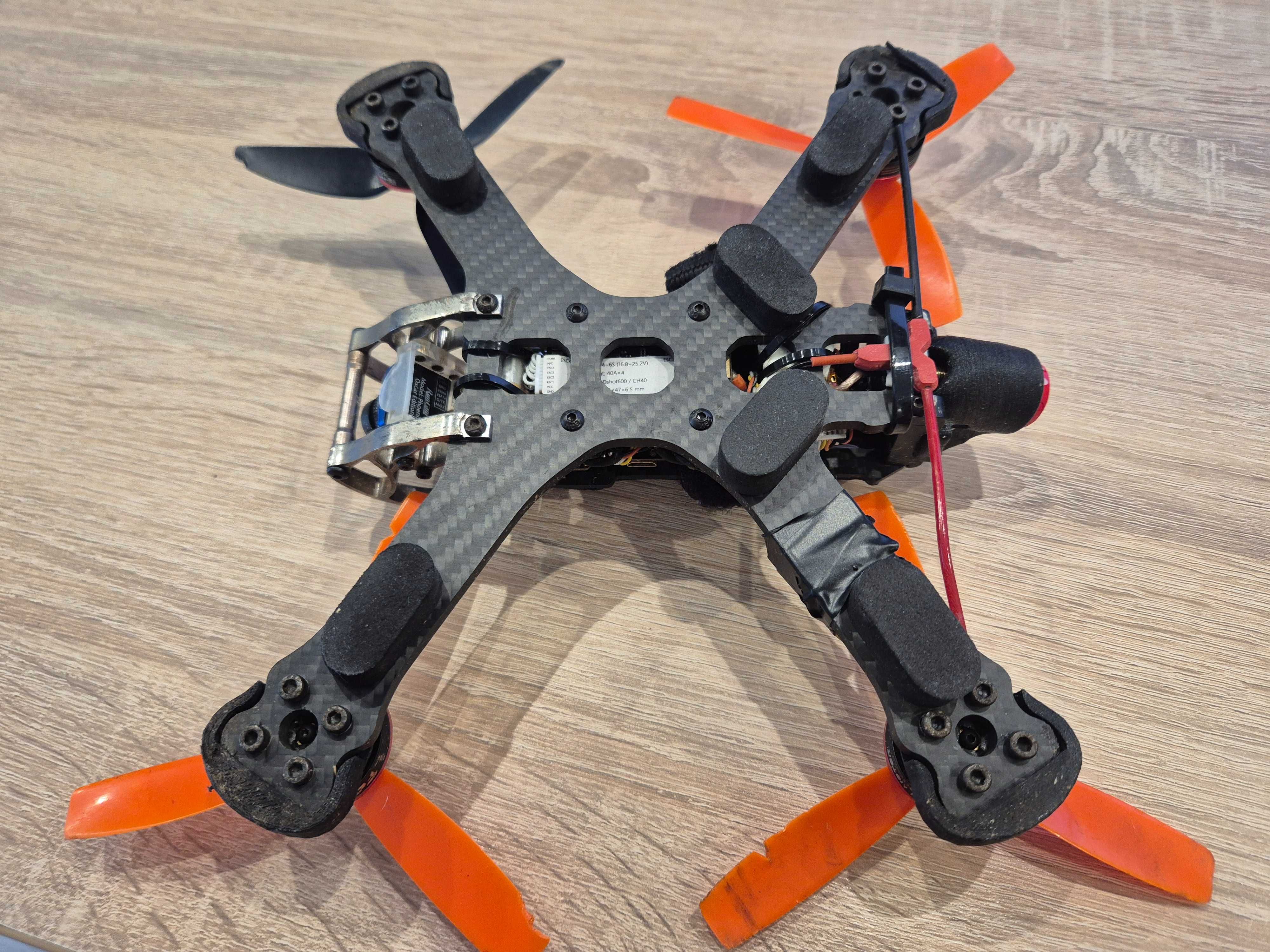 Dron FPV 5'' Armattan Chameleon Ti